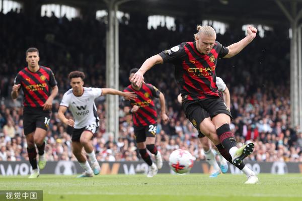 洛杉矶道奇主帅罗伯茨获颁 2025 年度最佳主帅，表彰其在道奇伤病潮下的卓越领导力